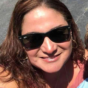 Meet your Posher, Liz